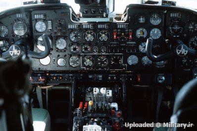 normal_Cockpit_An-26.jpg