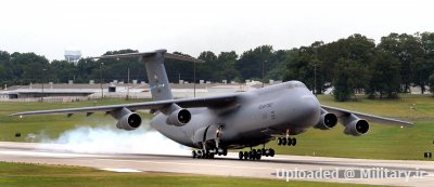 normal_Lockheed-C-5-Galaxy-Photos.jpg