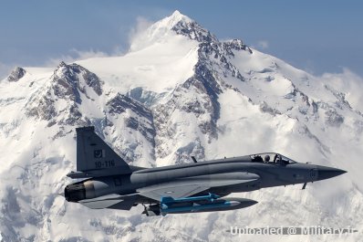 normal_Pakistan_Air_Force_JF-17_Thunder.