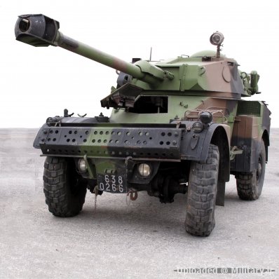 normal_Panhard_AML-90.jpg